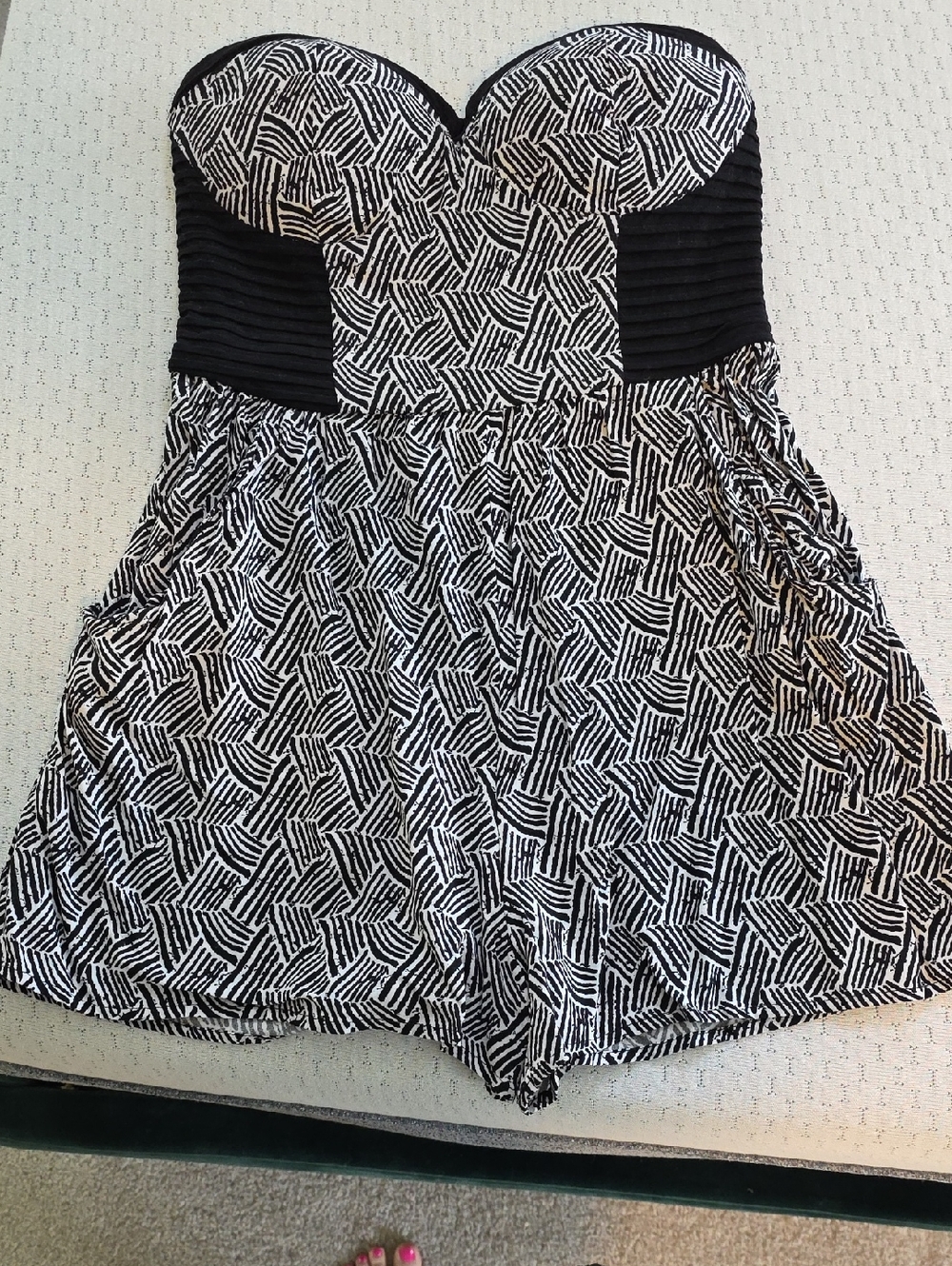 Strapless Black & White Patterned Romper